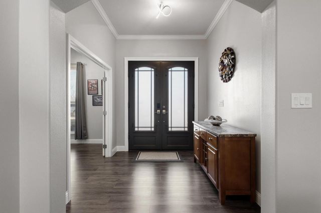 104 N 4th Street, Trenton, TX 75490