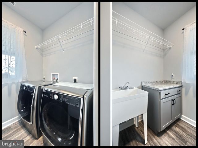 15 ONYX RD, New Oxford, PA 17350