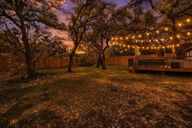 9405 Shady Oaks DR, Austin, TX 78729