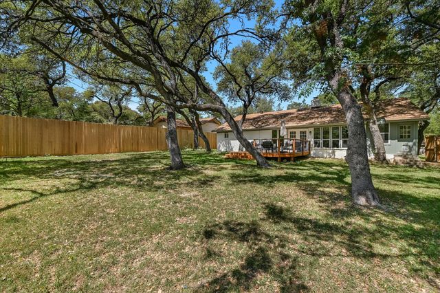 9405 Shady Oaks DR, Austin, TX 78729