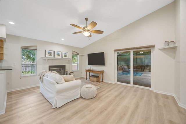 3015 FOLKLORE DRIVE, Valrico, FL 33596