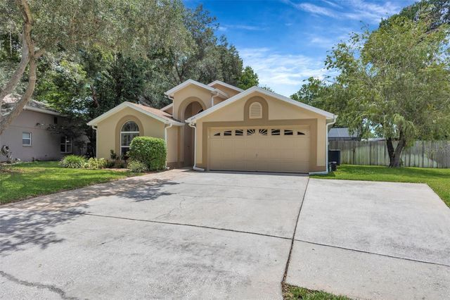 3015 FOLKLORE DRIVE, Valrico, FL 33596
