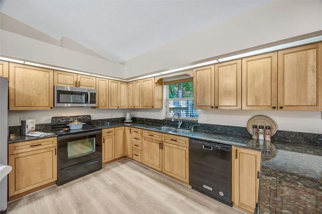3015 FOLKLORE DRIVE, Valrico, FL 33596