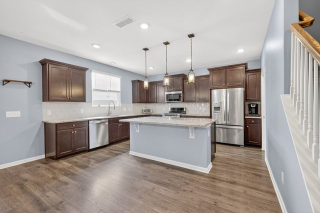 4015 Meadow Knoll Ln, Mount Juliet, TN 37122