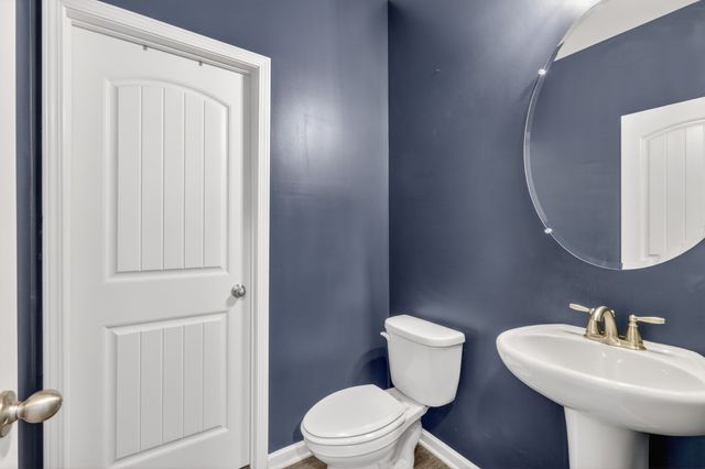 4015 Meadow Knoll Ln, Mount Juliet, TN 37122