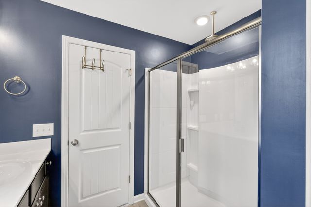 4015 Meadow Knoll Ln, Mount Juliet, TN 37122