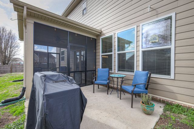 4015 Meadow Knoll Ln, Mount Juliet, TN 37122