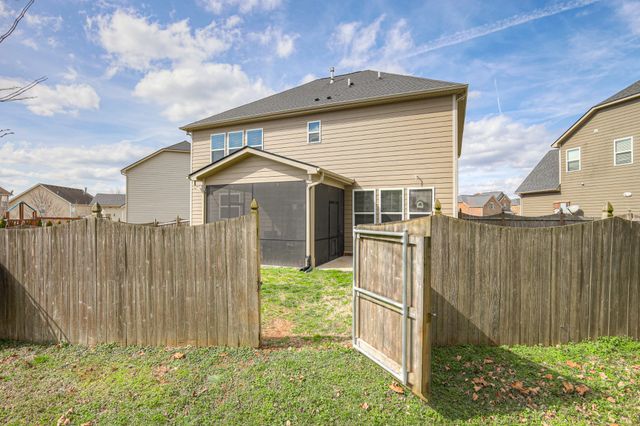 4015 Meadow Knoll Ln, Mount Juliet, TN 37122