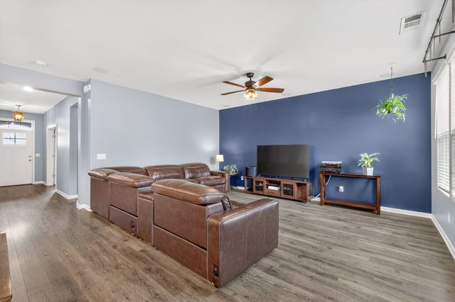 4015 Meadow Knoll Ln, Mount Juliet, TN 37122