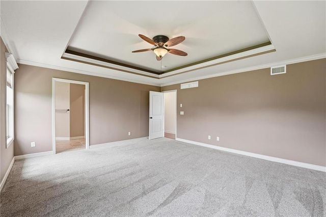 209 SE Waterwheel Lane, Lee's Summit, MO 64063