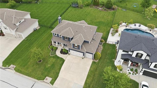 209 SE Waterwheel Lane, Lee's Summit, MO 64063