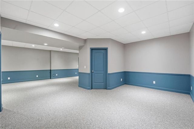 209 SE Waterwheel Lane, Lee's Summit, MO 64063