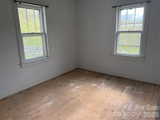 176 Laurel Branch Cemetery Road, Weaverville, NC 28753
