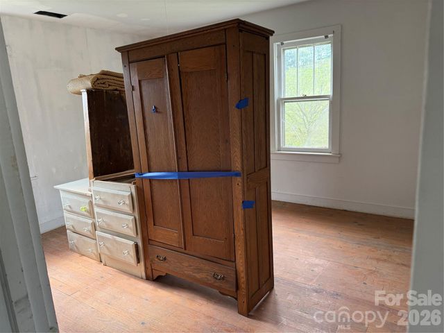 176 Laurel Branch Cemetery Road, Weaverville, NC 28753