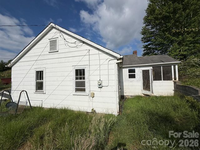176 Laurel Branch Cemetery Road, Weaverville, NC 28753