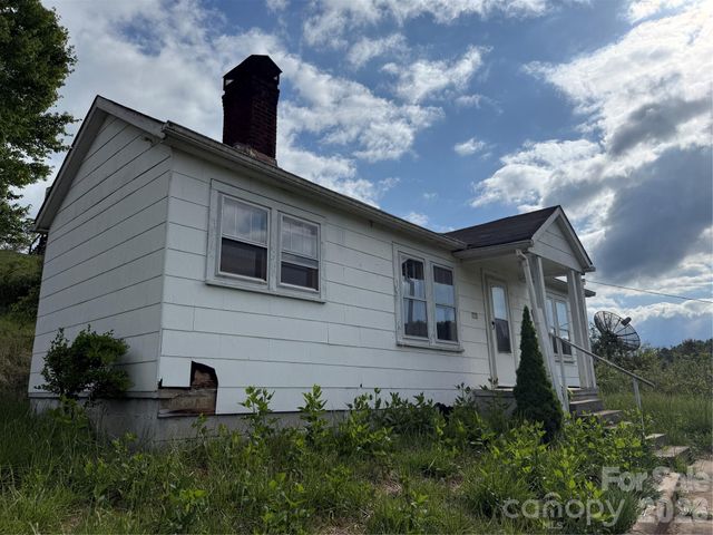 176 Laurel Branch Cemetery Road, Weaverville, NC 28753