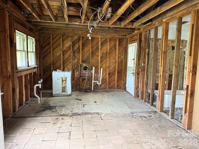 176 Laurel Branch Cemetery Road, Weaverville, NC 28753