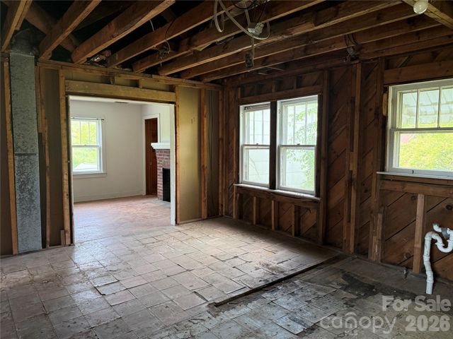 176 Laurel Branch Cemetery Road, Weaverville, NC 28753