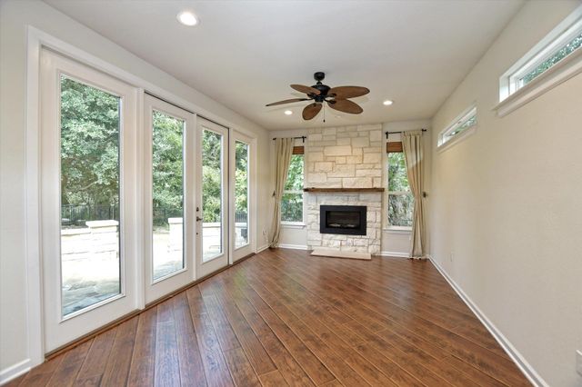 516 Independence Creek LN, Georgetown, TX 78633