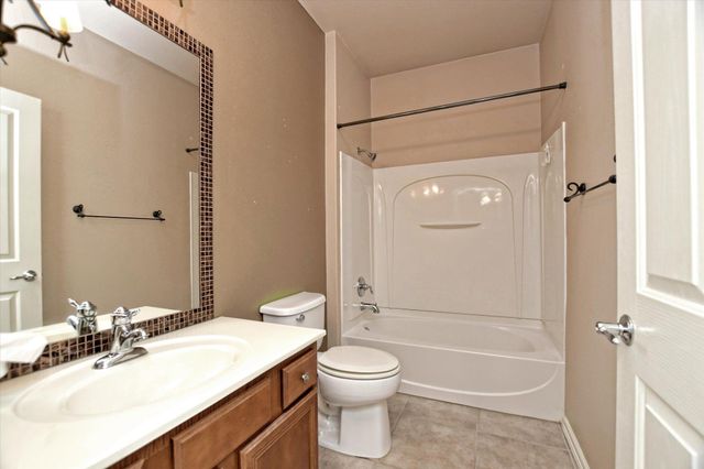 516 Independence Creek LN, Georgetown, TX 78633