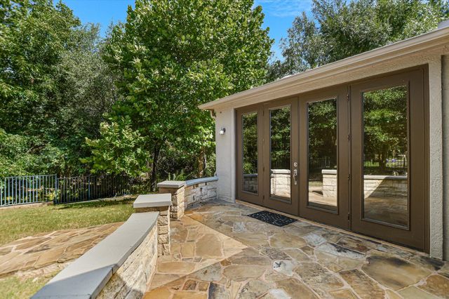 516 Independence Creek LN, Georgetown, TX 78633