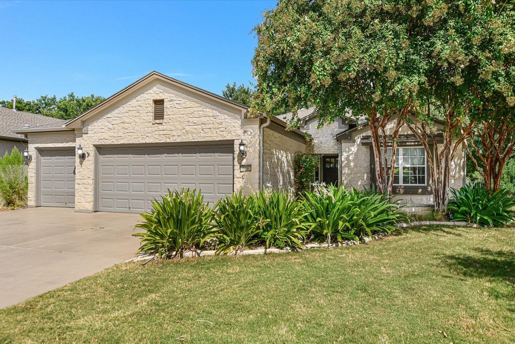 516 Independence Creek LN, Georgetown, TX 78633