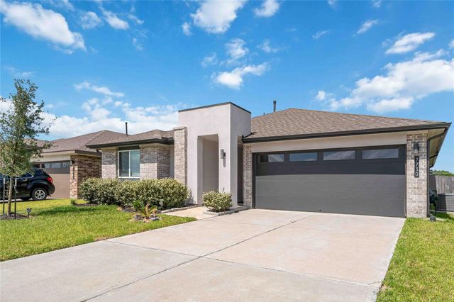 7730 Robert Lane, Rosharon, TX 77583