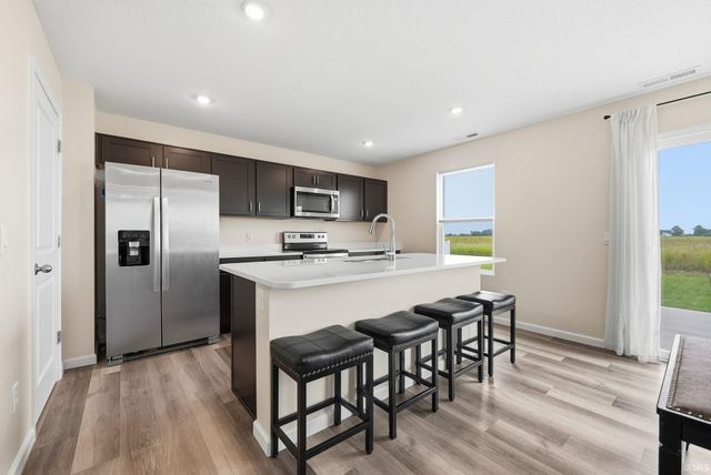 4715 Heathermoor Lane, New Haven, IN 46774