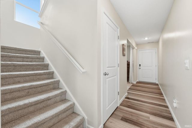 4715 Heathermoor Lane, New Haven, IN 46774