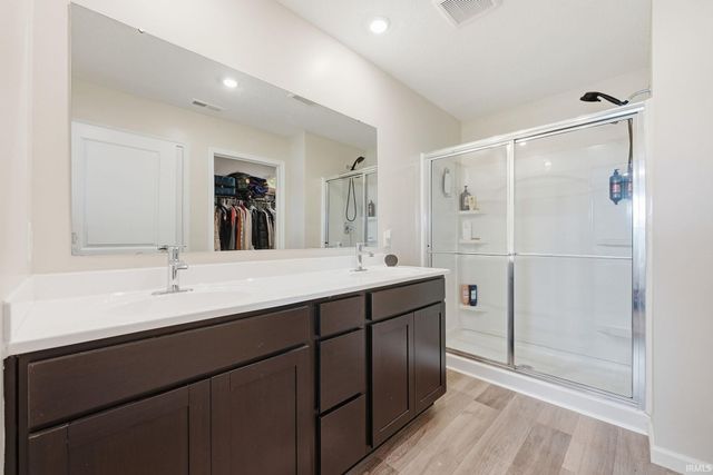 4715 Heathermoor Lane, New Haven, IN 46774