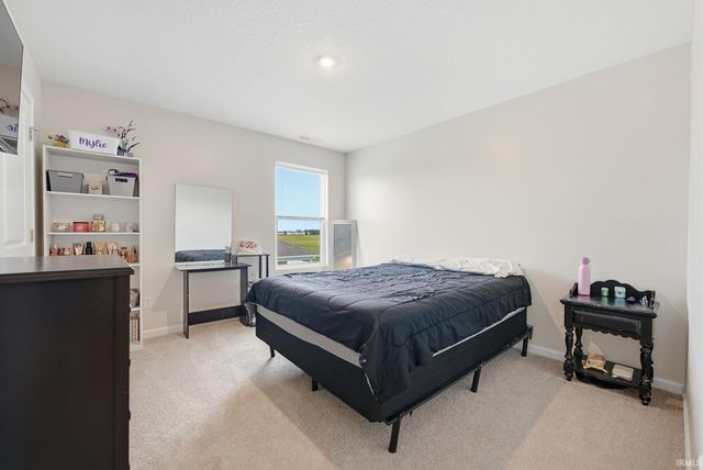 4715 Heathermoor Lane, New Haven, IN 46774