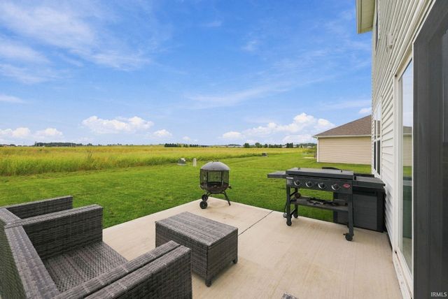 4715 Heathermoor Lane, New Haven, IN 46774