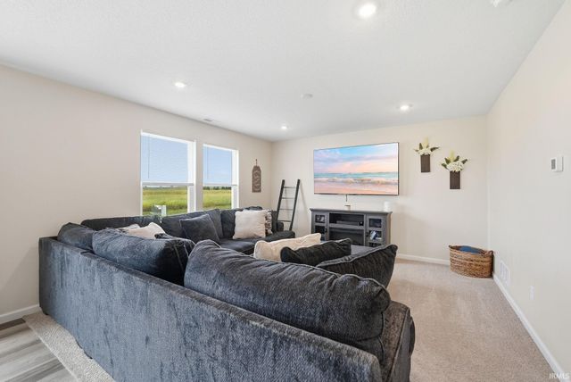 4715 Heathermoor Lane, New Haven, IN 46774