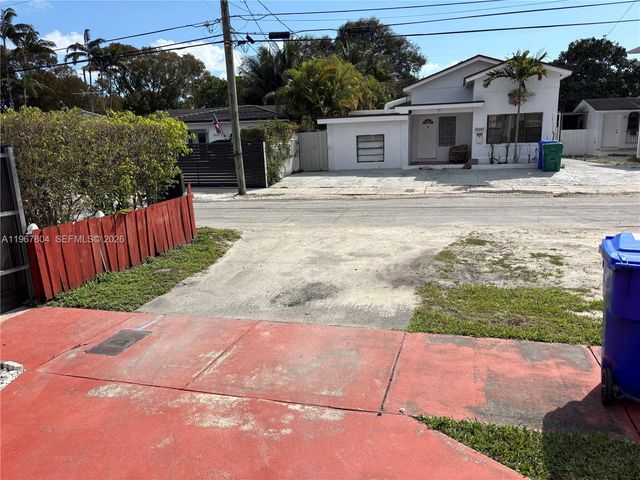 3625 SW 6 ST, Miami, FL 33135