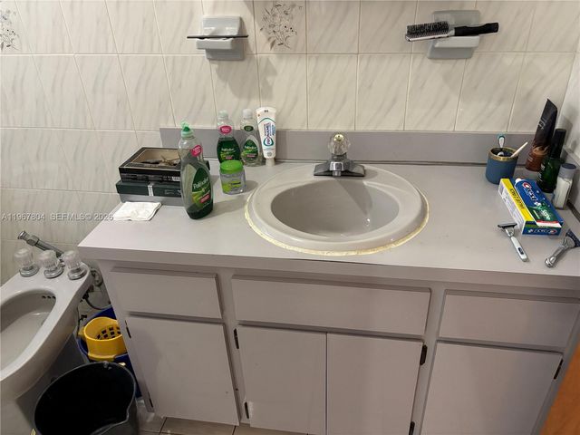 3625 SW 6 ST, Miami, FL 33135