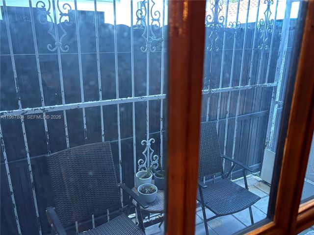 3625 SW 6 ST, Miami, FL 33135