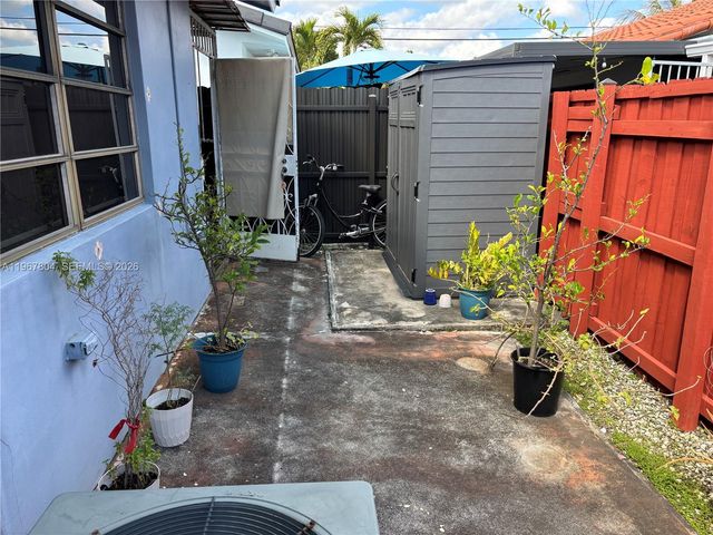 3625 SW 6 ST, Miami, FL 33135