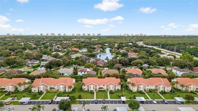 7761 Jewel LN 202, Naples, FL 34109