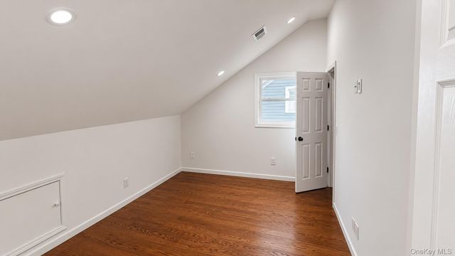 51 E Hollywood Avenue, Lindenhurst, NY 11757