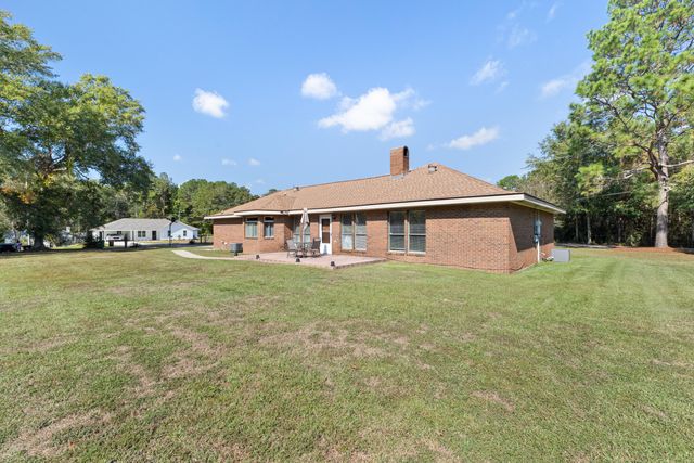 979 Richburg, Hattiesburg, MS 39402