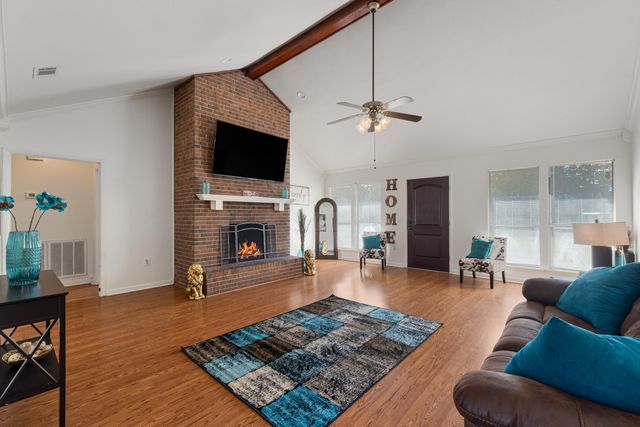 979 Richburg, Hattiesburg, MS 39402