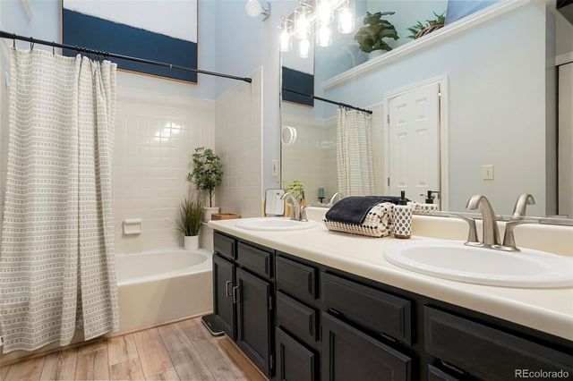 7674 S Cove Circle, Littleton, CO 80122