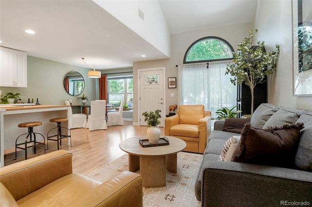 7674 S Cove Circle, Littleton, CO 80122
