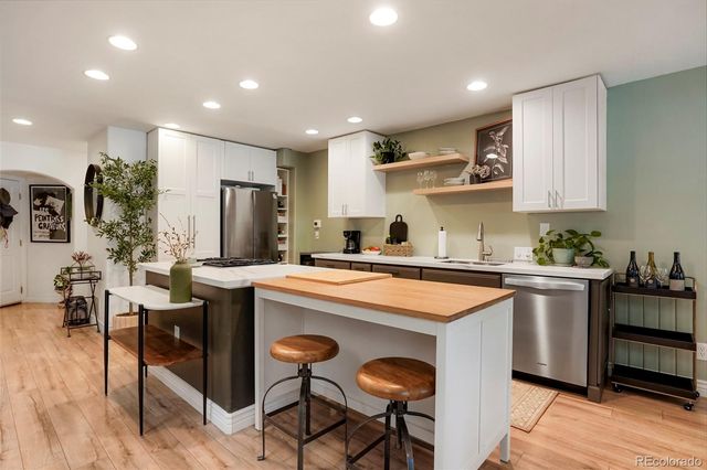 7674 S Cove Circle, Littleton, CO 80122