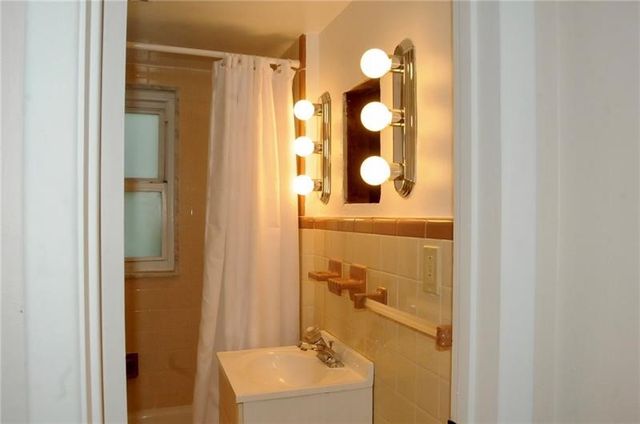 249 Cirbus Ln, Monroeville, PA 15146