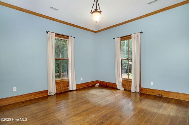 393 Moltonville Road, Clinton, NC 28328