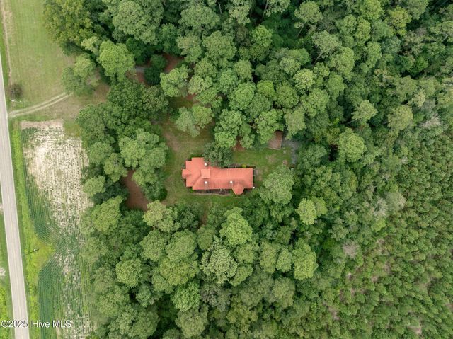 393 Moltonville Road, Clinton, NC 28328