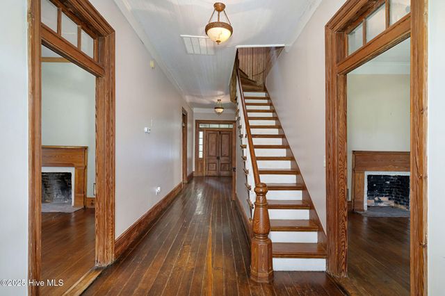 393 Moltonville Road, Clinton, NC 28328