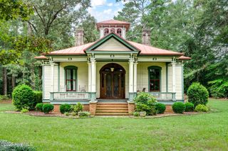 393 Moltonville Road, Clinton, NC 28328