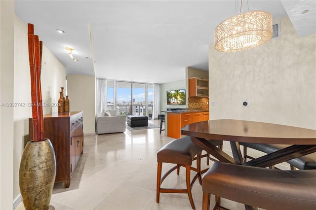 400 Alton Rd 907, Miami Beach, FL 33139